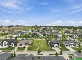 21414 B St, Elkhorn, NE 68022