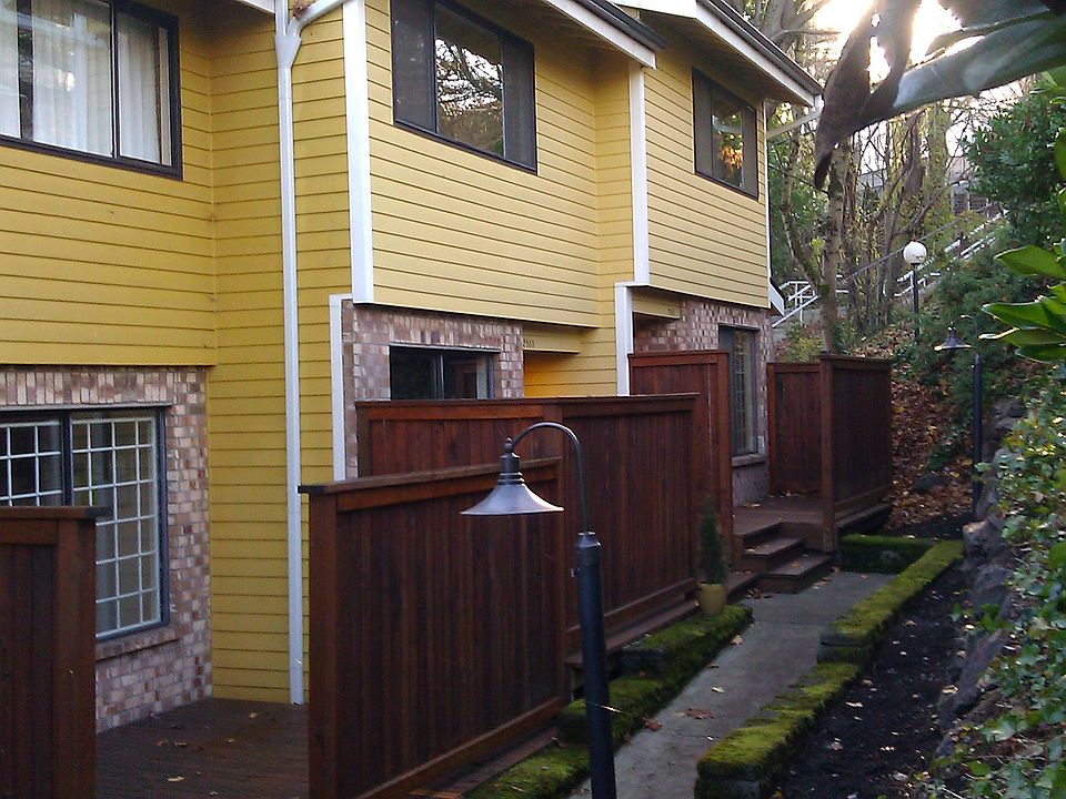 End unit with your own front door.