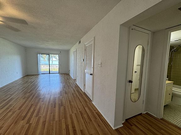 4th image of 1025 Rockledge Dr APT 206A