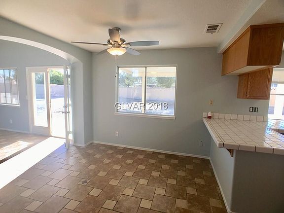 5th image of 4025 Madrone Dr