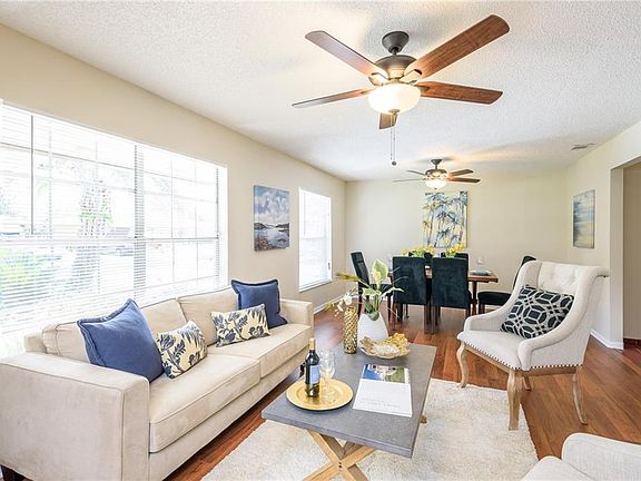 4th image of 3088 Nicholson Dr