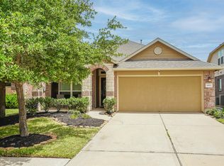 9992 Katy Brook Ln, Brookshire, TX 77423