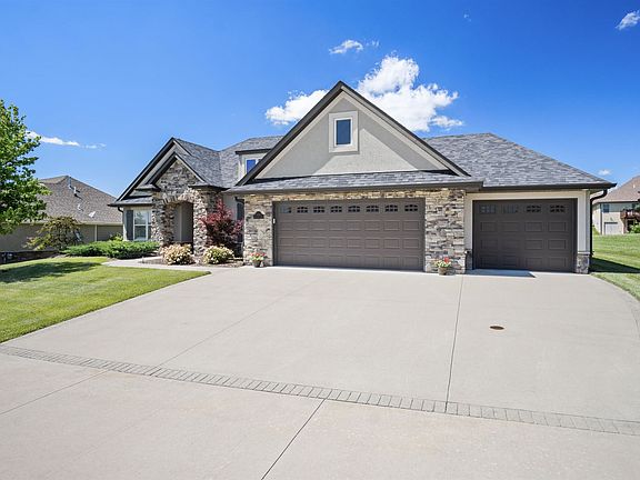 2nd image of 6411 Cobble Creek Dr