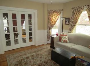 1984 Robeson St, Fall River, MA 02720