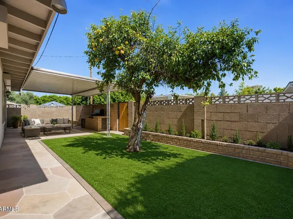 4928 E VIRGINIA Avenue, Phoenix, AZ 85008
