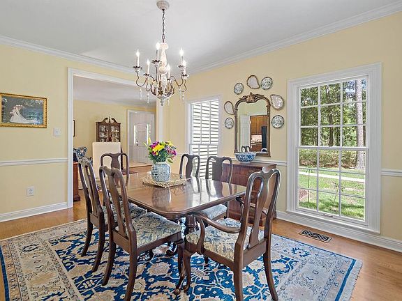 4th image of 75 Magnolia Gardens Dr