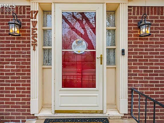 2nd image of 17 Clover Cir W