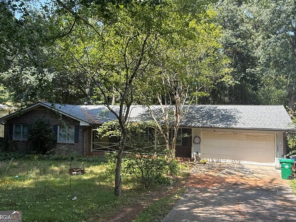1st image of 3906 Cardinal Dr