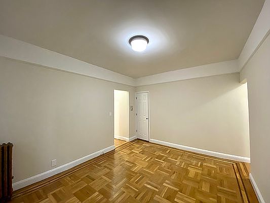 2nd image of 3426 41st St APT 1G