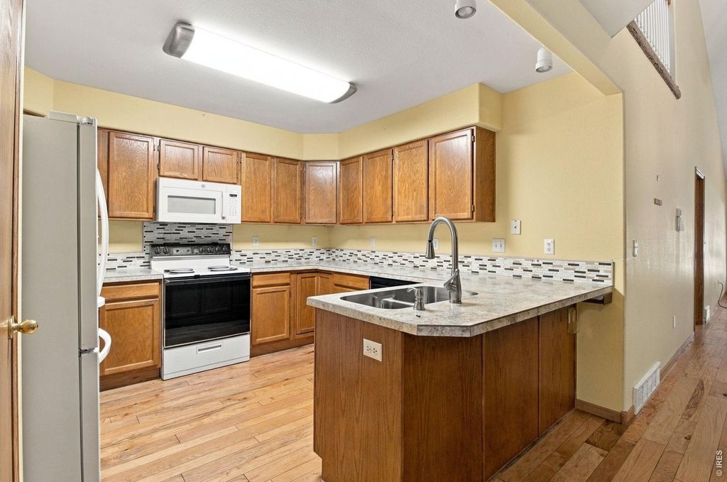 3635 Wild Horse Ct