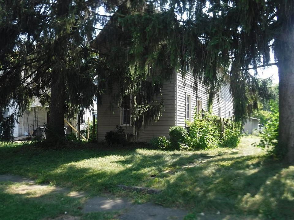1st image of 214 Lincoln Ave