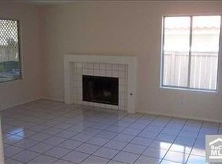 710 Saint Helena Dr, Corona, CA 92879