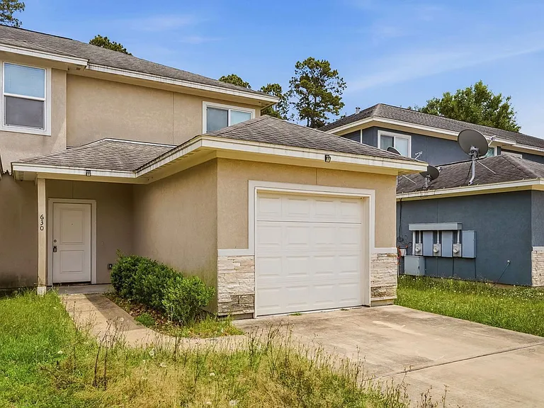 630 Magnolia Bnd — Photo 3