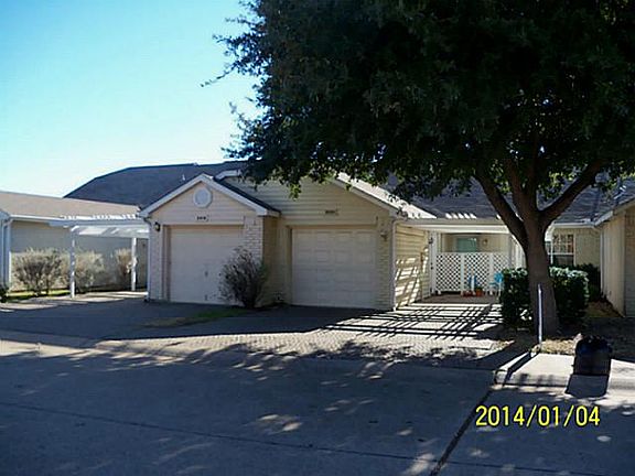 2nd image of 2520 Glenmore Dr