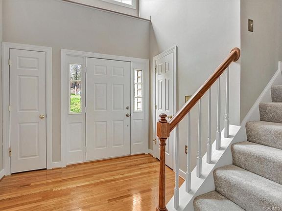 3rd image of 8113 Seaview Dr