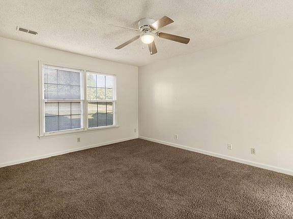 2nd image of 204 Harrier Ct