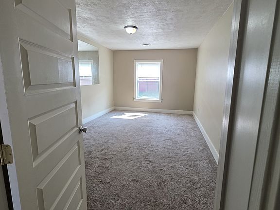 5th image of 9479 Belding Rd NE #3