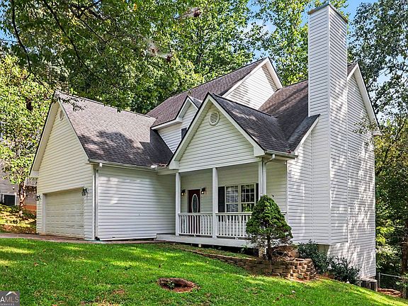 2nd image of 4005 Fraser Cir