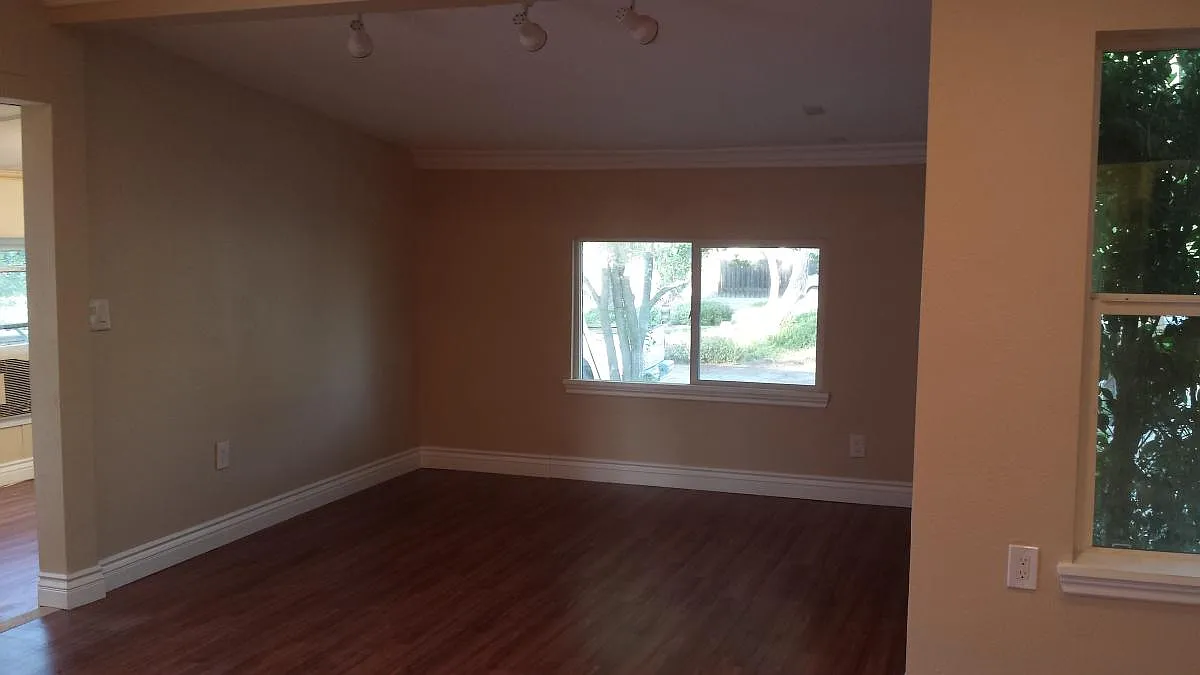 4 bed, 1582 sqft, $3,000 — Photo 2