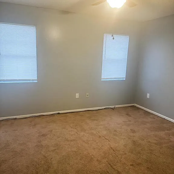 1100 Pineland Ave — Photo 15
