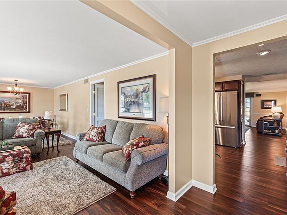5th image of 7147 Chadbourne Dr