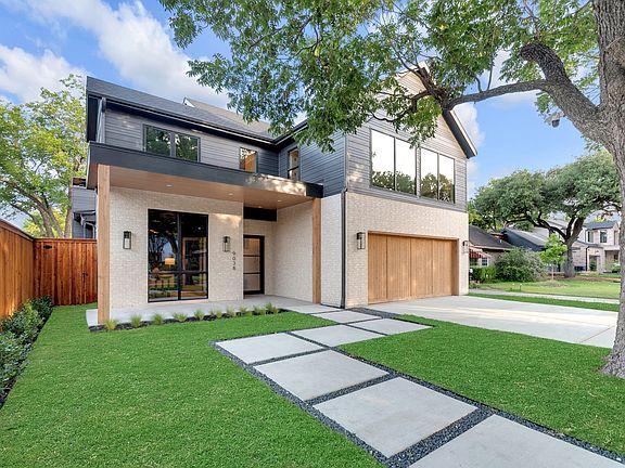 2nd image of 9038 Santa Clara Dr