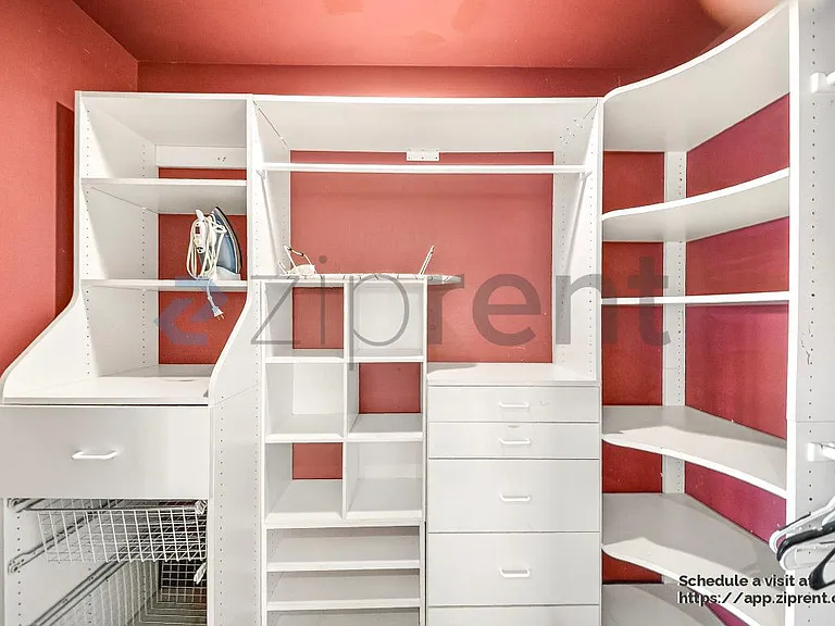 138 N Hamel Dr — Photo 27