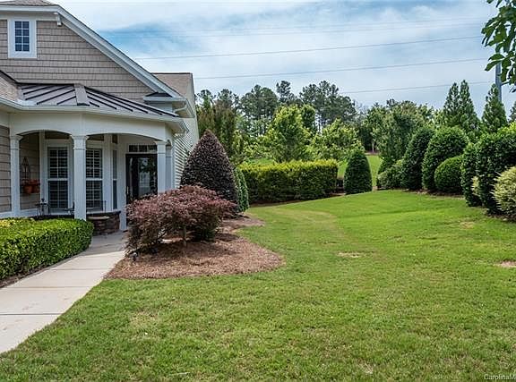 3rd image of 5009 Everglades Ct