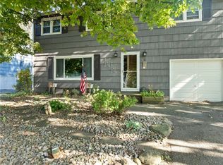 102 Harding Ave, Liverpool, NY 13088