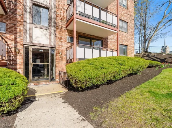 100 Lexington St APT A2, Belmont, MA 02478