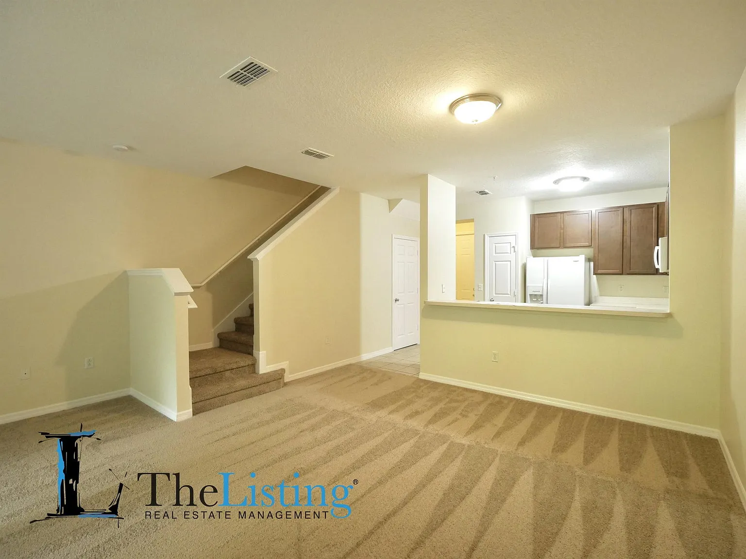 3 bed, 2.5 bath, 1481 sqft, $2,000 — Photo 3