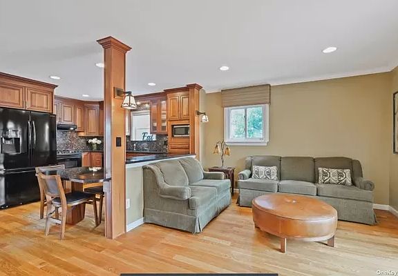 3rd image of 159-51 85th St