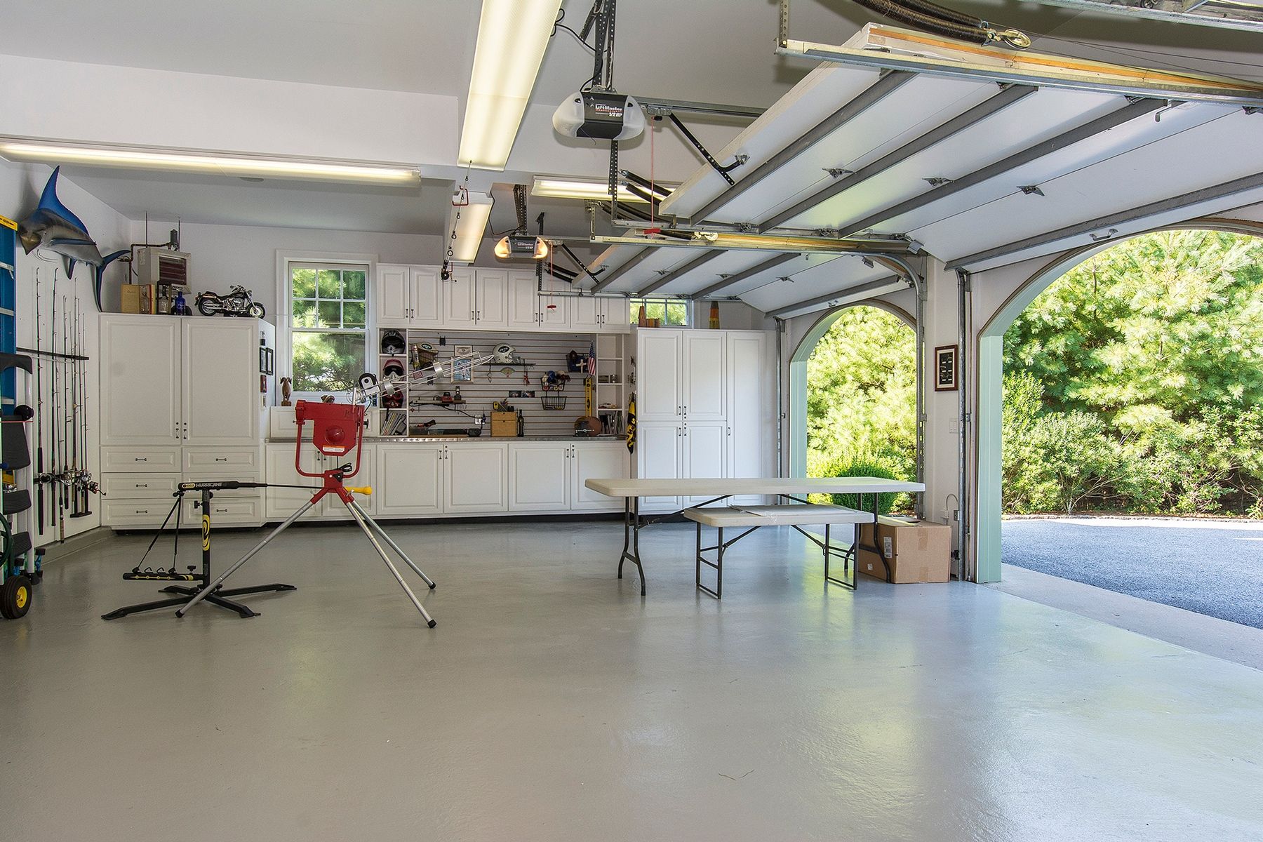 5 Highview Dr, Wainscott, NY 11975 Out East