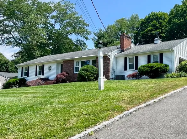 523 Overlook Drive, Orange, CT 06477
