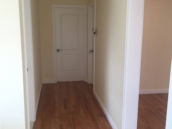 5th image of 384 Clement Ave Floor 2