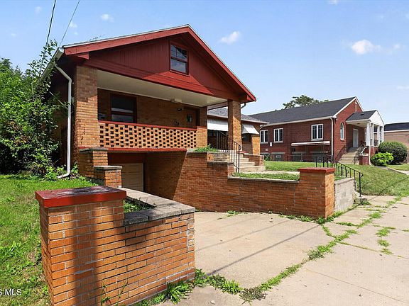 2nd image of 735 Russell St
