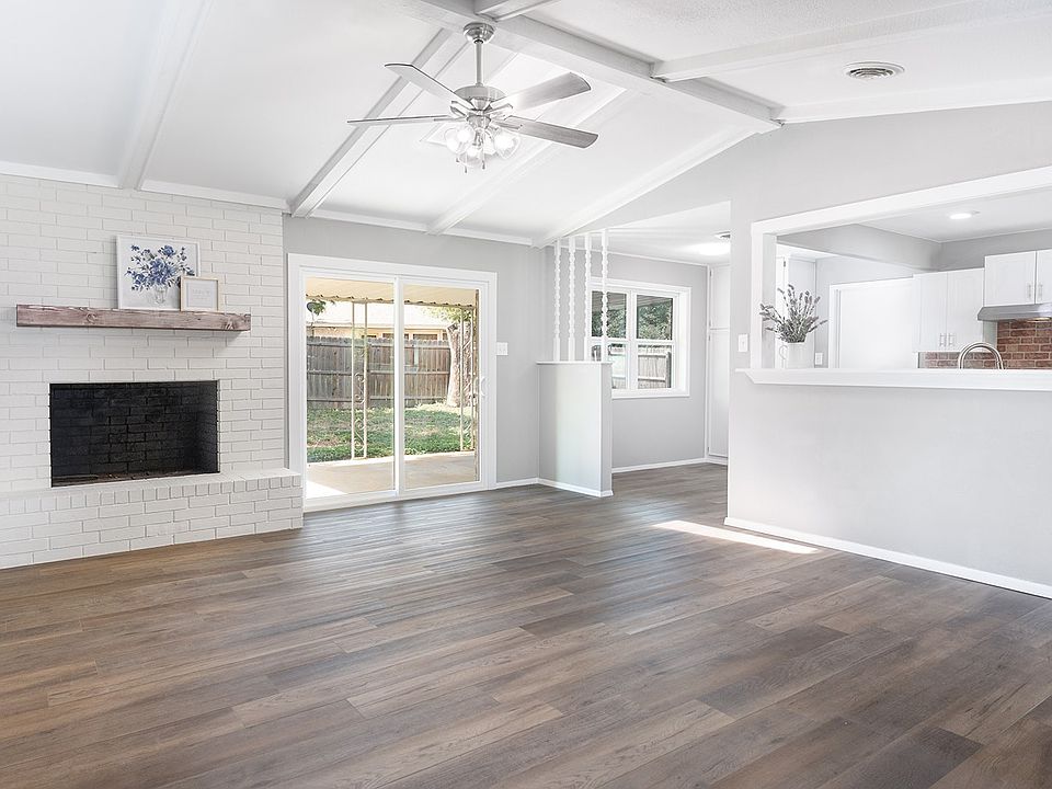1st image of 108 Parkview Dr