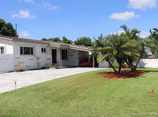 301 SW 7th St, Hallandale Beach, FL 33009