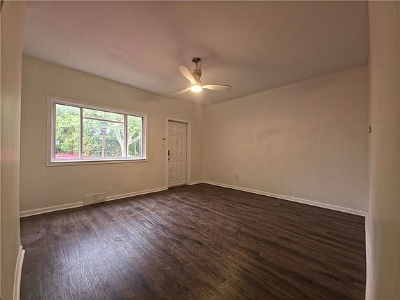 2nd image of 1405-1407 West St
