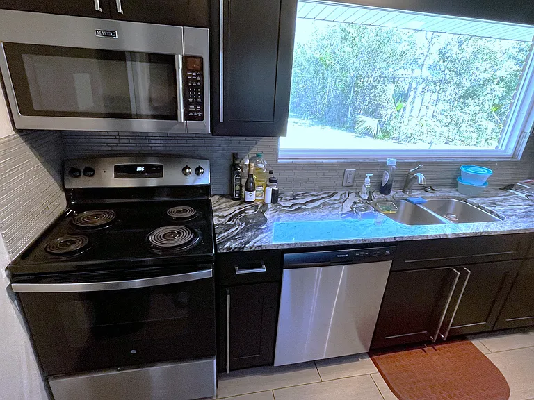 236 N Keech St — Photo 19