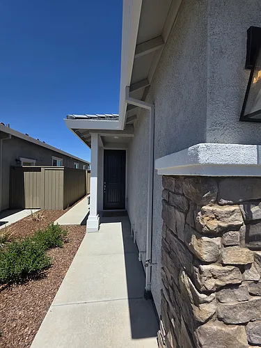2057 Arbor Ridge Dr Photo 1