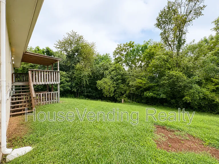 2214 Highland Rd — Photo 17