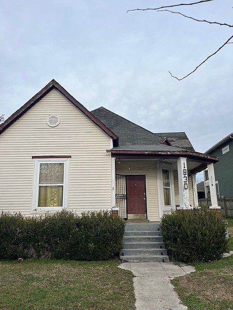 1st image of 1830 11th Ave N