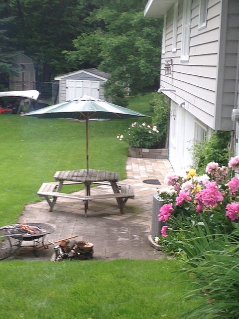 2nd image of 2695 Bobolink Rd