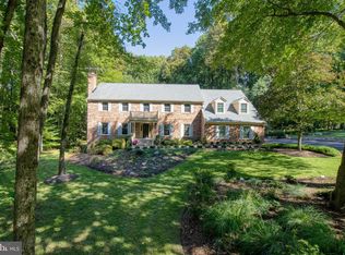 11136 Rich Meadow Dr, Great Falls, VA 22066