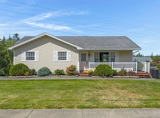 8 Erin Ct, Saint John, NB E2M 5S7