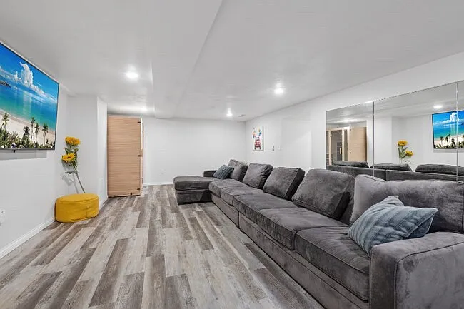 444 S Saint Bernard Dr — Photo 9