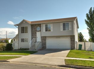 2637 W 1075 N, Layton, UT 84041