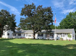 54 Dean Rd, East Lyme, CT 06333