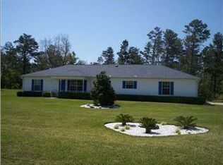 6589 Castlewood St, Navarre, FL 32566